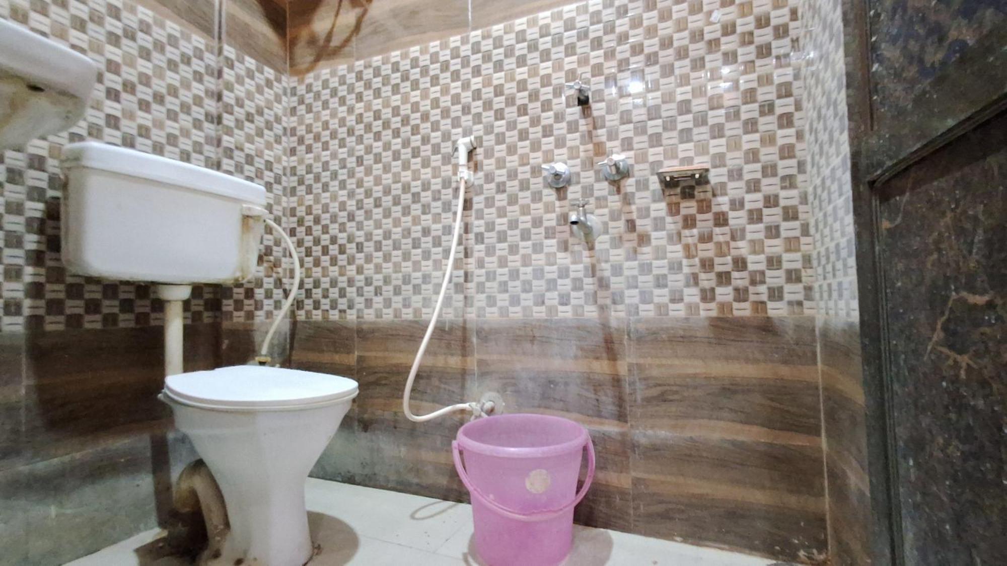 Shree Balaji Paying Guest House Varanasi Ngoại thất bức ảnh